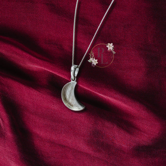 Elinor - Crescent Moon Cremation Ash Necklace